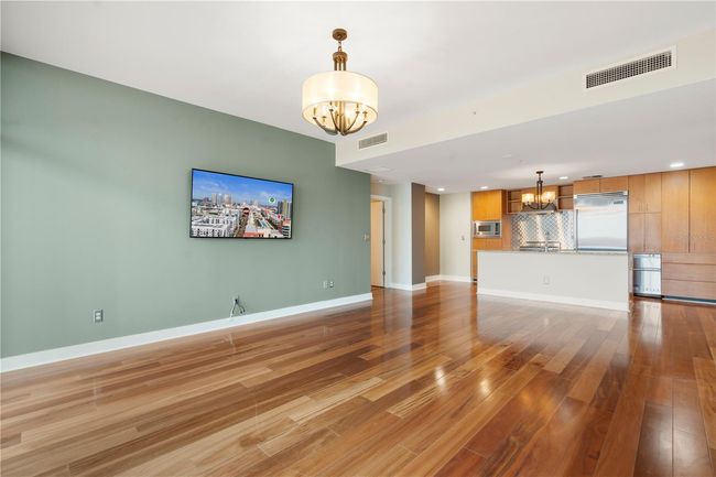 UNIT-912 - 1208 E Kennedy Blvd, Condo with 2 bedrooms, 2 bathrooms and null parking in TAMPA FL | Image 26