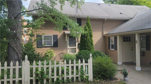 6 South St, Pittsford, NY, 14534-2020 | Card Image