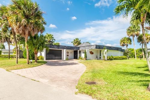 5715 Bayberry Ln, Tamarac, FL, 33319-3517 | Card Image