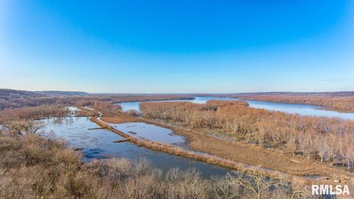512 Conservation Ln, Lowpoint, IL, 61545-9782 | Card Image