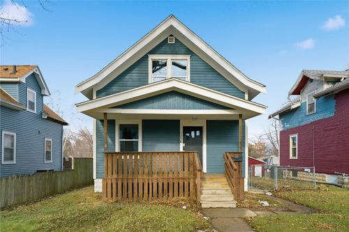 1338 Hinkley Ave Nw, Cedar Rapids, IA, 52405-3706 | Card Image