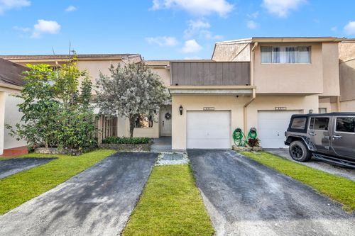 3-881 Nw 81st Way, Plantation, FL, 33324-1254 | Card Image