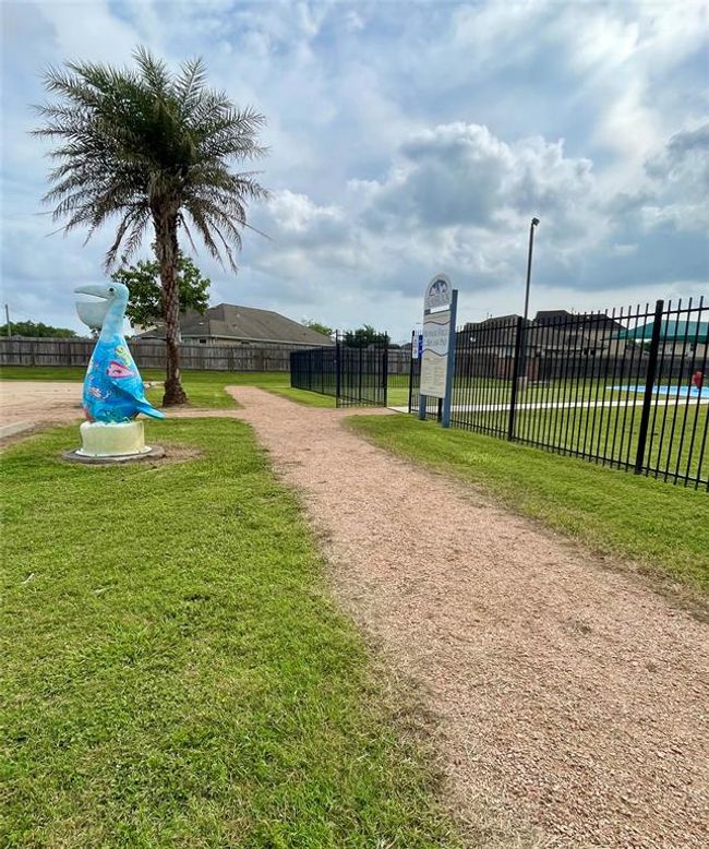 Walking trials nearby | Image 25