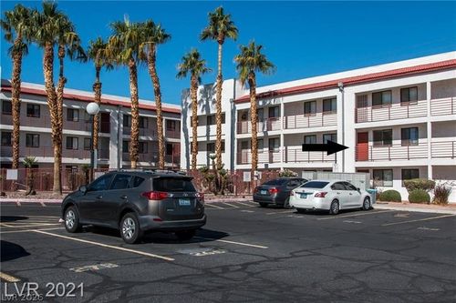 204-1381 E University Ave, Las Vegas, NV, 89119-0109 | Card Image