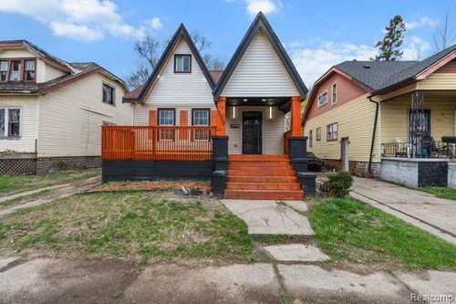 12057 Sanford St, Detroit, MI, 48205-3727 | Card Image