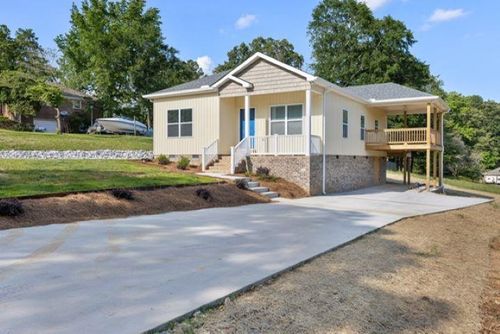 220 Frances Dr, Killen, AL, 35645-6741 | Card Image