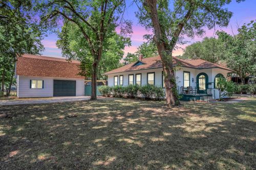 117 Harrison, Newton, KS, 67114 | Card Image