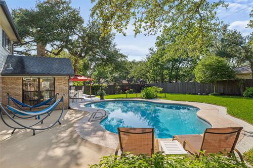 10721 Fountainbleu Cir, Austin, TX, 78750-3360 | Card Image