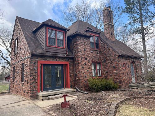 1502 S M 52, Owosso, MI, 48867-8915 | Card Image