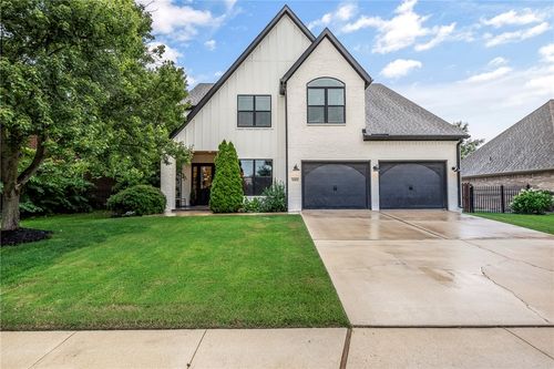 6504 W Hearth Stone Dr, Rogers, AR, 72758-4139 | Card Image