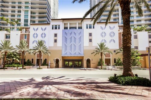 5-1907-330 Sunny Isles Blvd, Sunny Isles Beach, FL, 33160 | Card Image