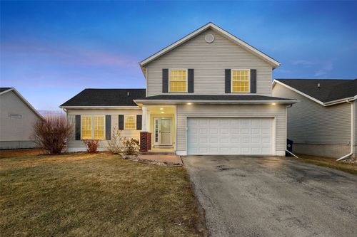 2812 29th Ave Sw, Cedar Rapids, IA, 52404-3304 | Card Image