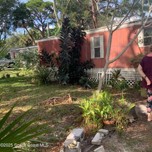 328 Spring St, Cocoa, FL, 32927-4833 | Card Image