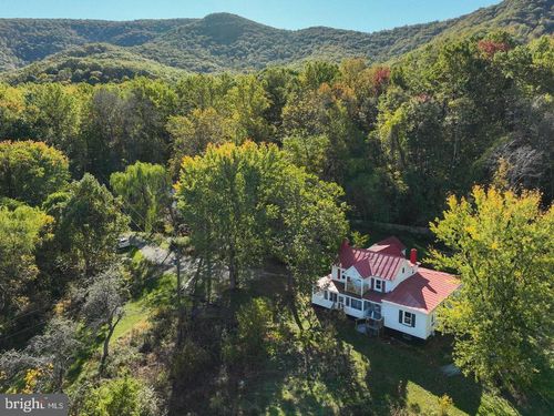 228 Black Bear Ln, STANLEY, VA, 22851-5426 | Card Image