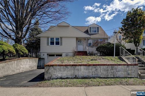 274 Gaston Ave, Garfield, NJ, 07026-1114 | Card Image