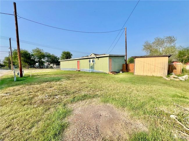 512 W 10 Th St, Home with 0 bedrooms, 0 bathrooms and 6 parking in Mercedes TX | Image 9