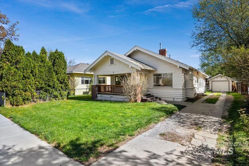 230 7th Ave N, Twin Falls, ID, 83301-6147 | Card Image