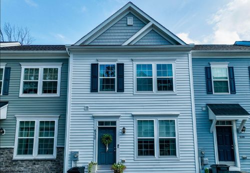 530 Turquoise Ln, Morgantown, WV, 26508-1363 | Card Image
