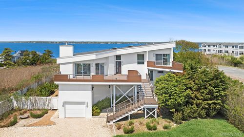 588 Dune Rd, Westhampton Beach, NY, 11978-2941 | Card Image