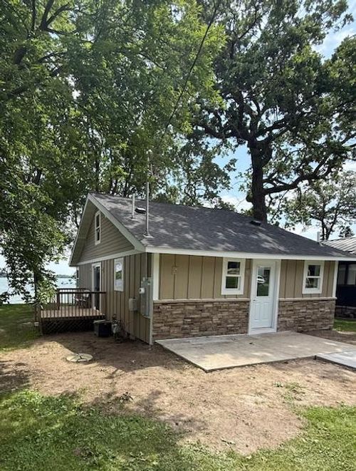 10997 32nd St N, Lake Elmo, MN, 55042-9716 | Card Image