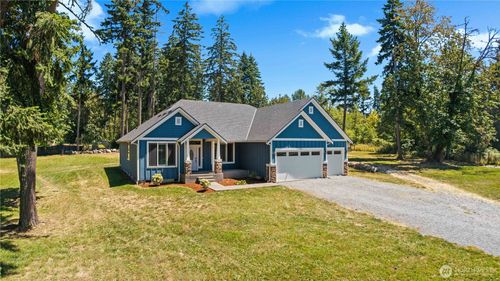 36221 86th Avenue Ct E, Eatonville, WA, 98328-9054 | Card Image