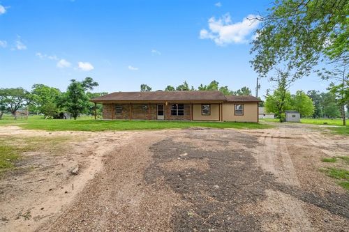 577 County Road 2251, Cleveland, TX, 77327-1682 | Card Image