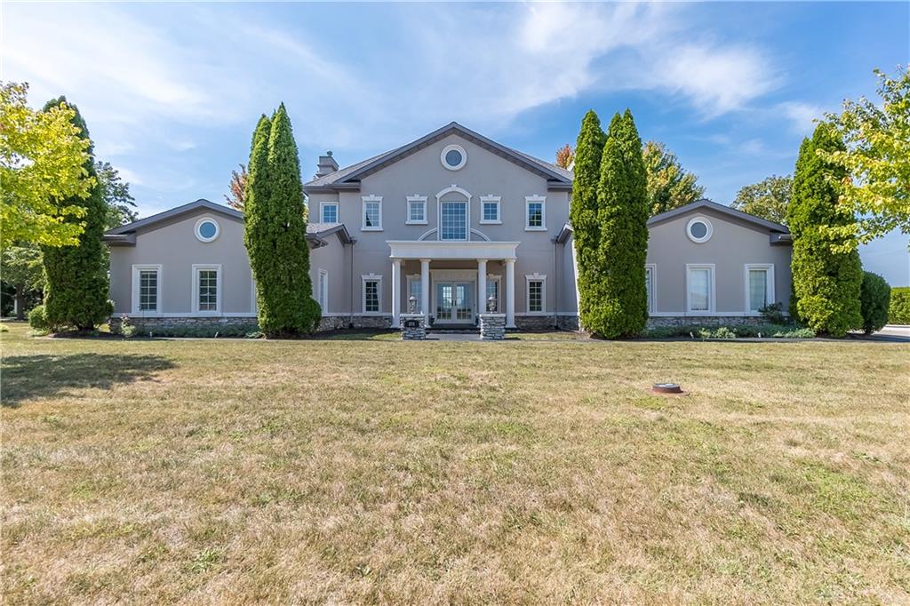 Signature Dr, Xenia, OH 45385