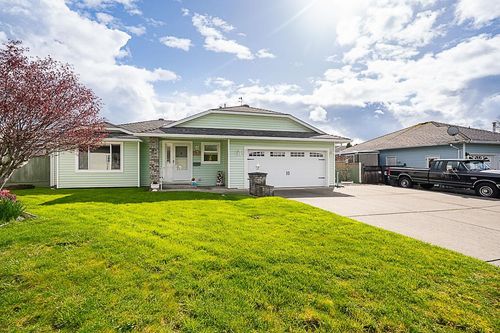 19245 59a Ave, Surrey, BC, V3S7S8 | Card Image