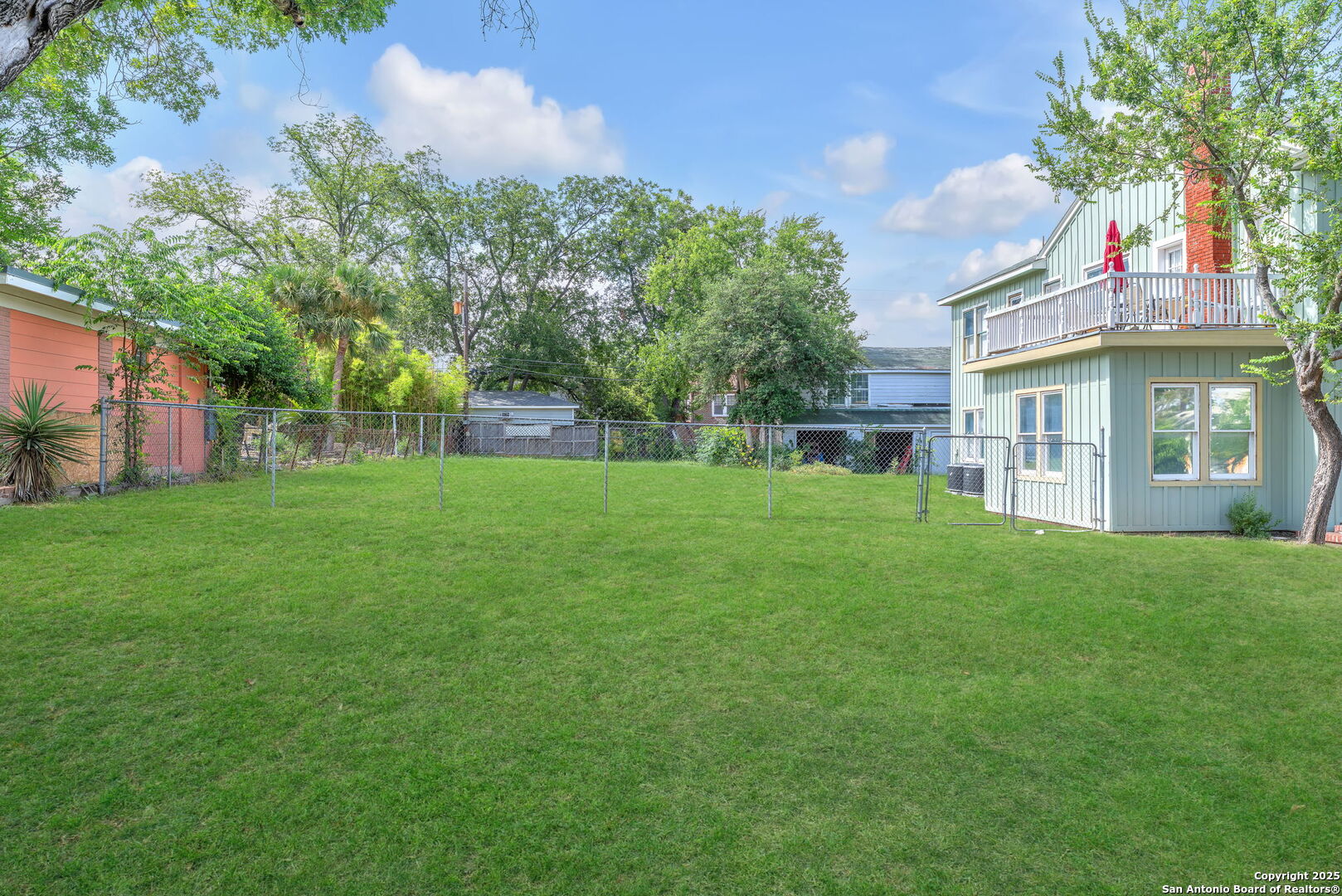 Land in San Antonio 4