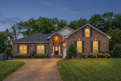 200 Cheshire Rd, Clarksville, TN, 37043-5667 | Card Image