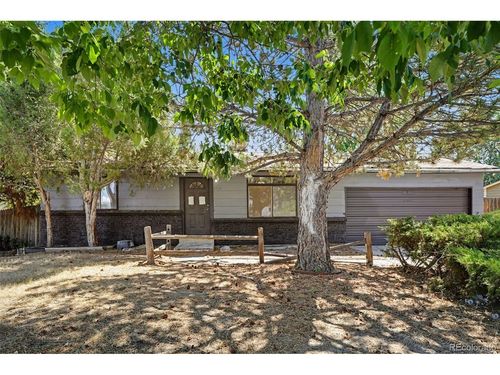 3034 S Laredo Cir, Aurora, CO, 80013-1806 | Card Image