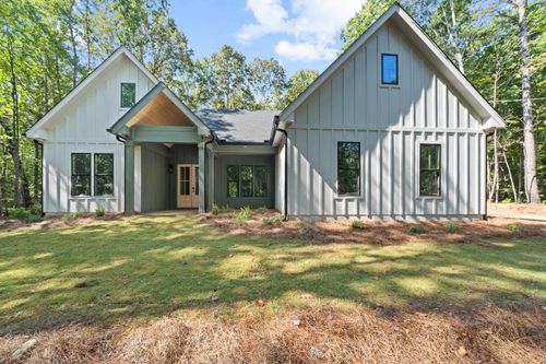 210 Lakeshore Dr, Eatonton, GA, 31024-6847 | Card Image