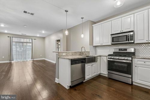 ste-2134-300 W Elm St, CONSHOHOCKEN, PA, 19428-1811 | Card Image