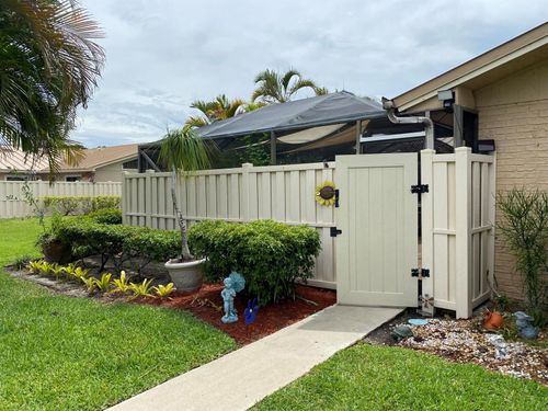 5590 Golden Eagle Cir, Palm Beach Gardens, FL, 33418-1524 | Card Image