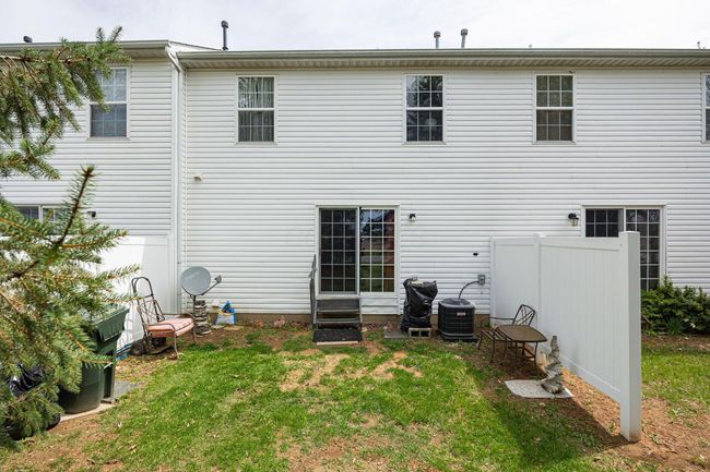 19B - 4859 Brice Pond Dr, Condo with 3 bedrooms, 2 bathrooms and null parking in Canal Winchester OH | Image 26