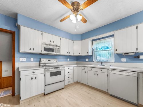 409 12th Ave Nw, Hampton, IA, 50441-1201 | Card Image