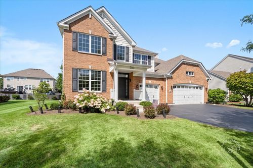 300 Monument Rd, Elgin, IL, 60124-3818 | Card Image