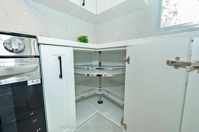 92 East Ave, House other with 4 bedrooms, 3 bathrooms and 2 parking in Scarborough ON | Image 13