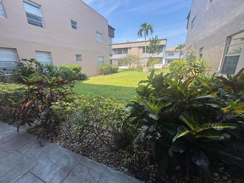h-341 Piedmont H, Delray Beach, FL, 33484-5054 | Card Image