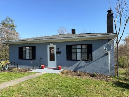 722 Maiden Ln, Mount Airy, NC, 27030-4660 | Card Image