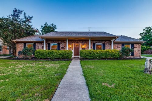 6031 Mcknight St, Houston, TX, 77035-2325 | Card Image