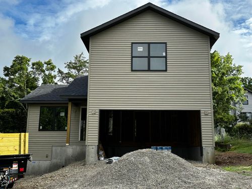 202 Eric Dr, Kirbyville, MO, 65679-8372 | Card Image