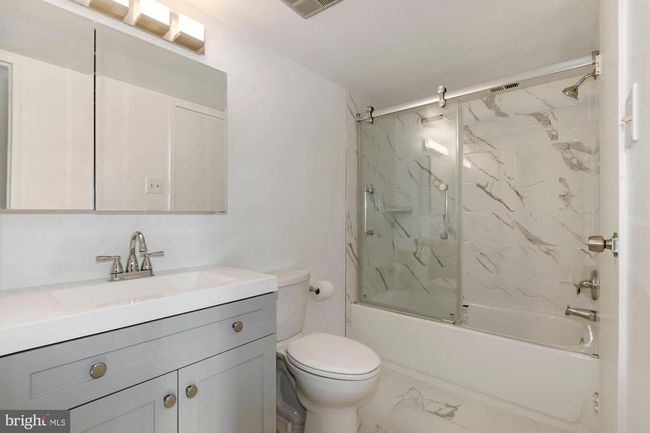 APT-303 - 7401 Westlake Ter, Condo with 1 bedrooms, 1 bathrooms and null parking in BETHESDA MD | Image 19
