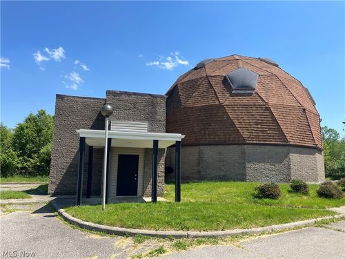 166 Currie Hall Pkwy, Kent, OH, 44240-4312 | Card Image