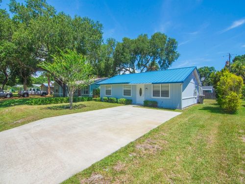 3236 1st Rd, Vero Beach, FL, 32968-2526 | Card Image