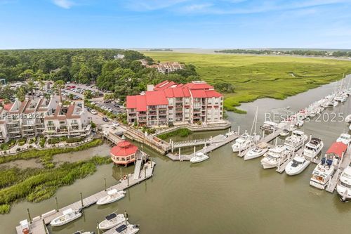 apt-312-100 Helmsman Way, Hilton Head Island, SC, 29928-3242 | Card Image