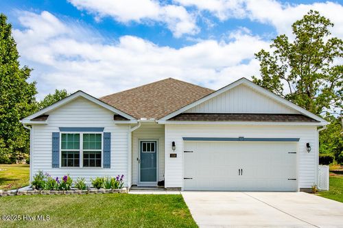 1216 Caracara Dr, New Bern, NC, 28560-6432 | Card Image