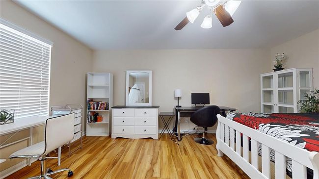 1911 Thunder Ridge Way, House other with 4 bedrooms, 4 bathrooms and 2 parking in Pearland TX | Image 25