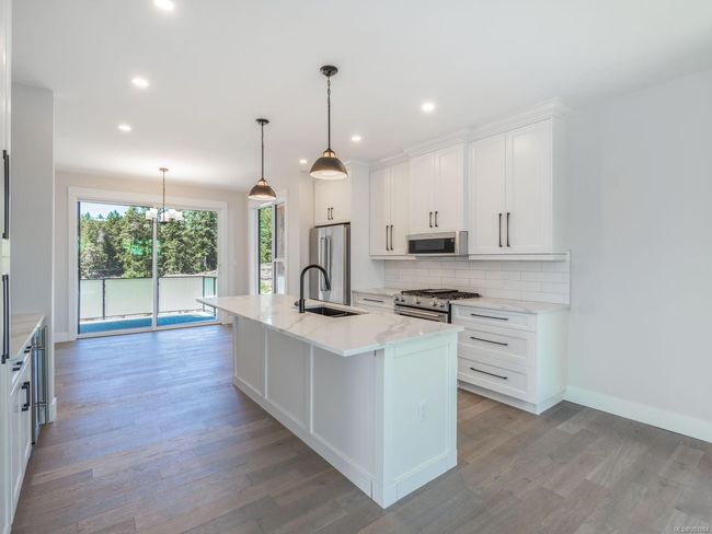 109 - 1217 Manzanita Pl, House other with 4 bedrooms, 4 bathrooms and 4 parking in Nanaimo BC | Image 25