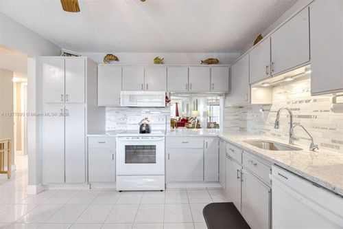 apt-305-4955 E Sabal Palm Blvd, Tamarac, FL, 33319-2684 | Card Image